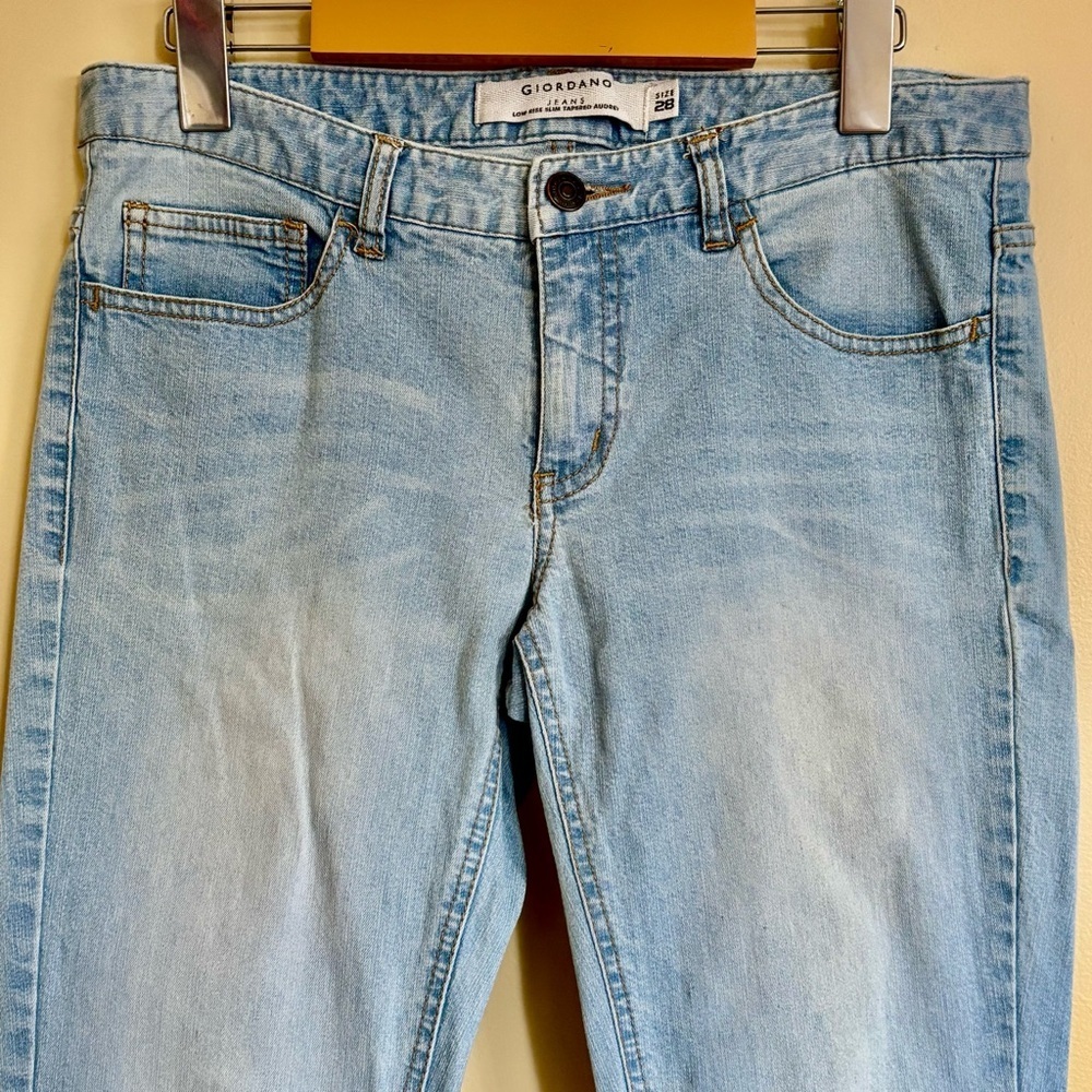 Giordano| Women's Low Rise Slim Tapered ‘Audrey’ Light Blue Denim Jeans Sz 28
